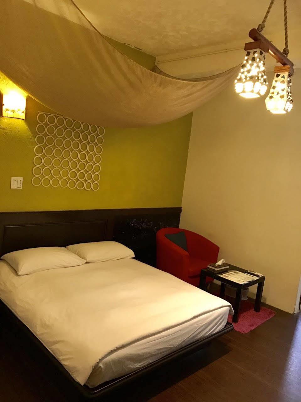 Love Hostel Tainan Eksteriør billede