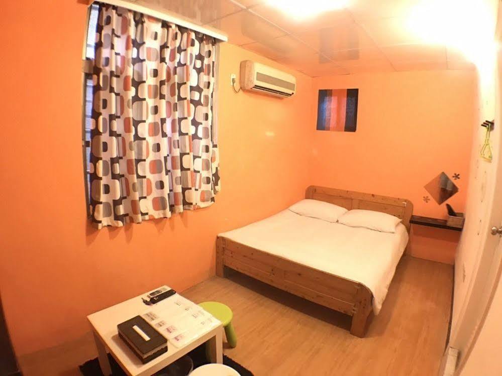 Love Hostel Tainan Eksteriør billede