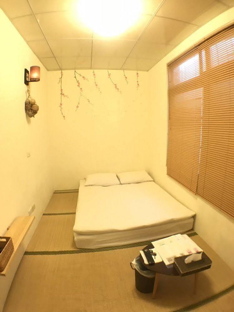 Love Hostel Tainan Eksteriør billede